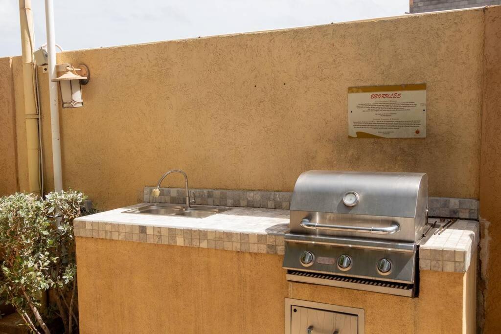 New! Cozy 1 Bedroom Condo- Gold Coast, Noord Aruba Palm Beach Eksteriør billede
