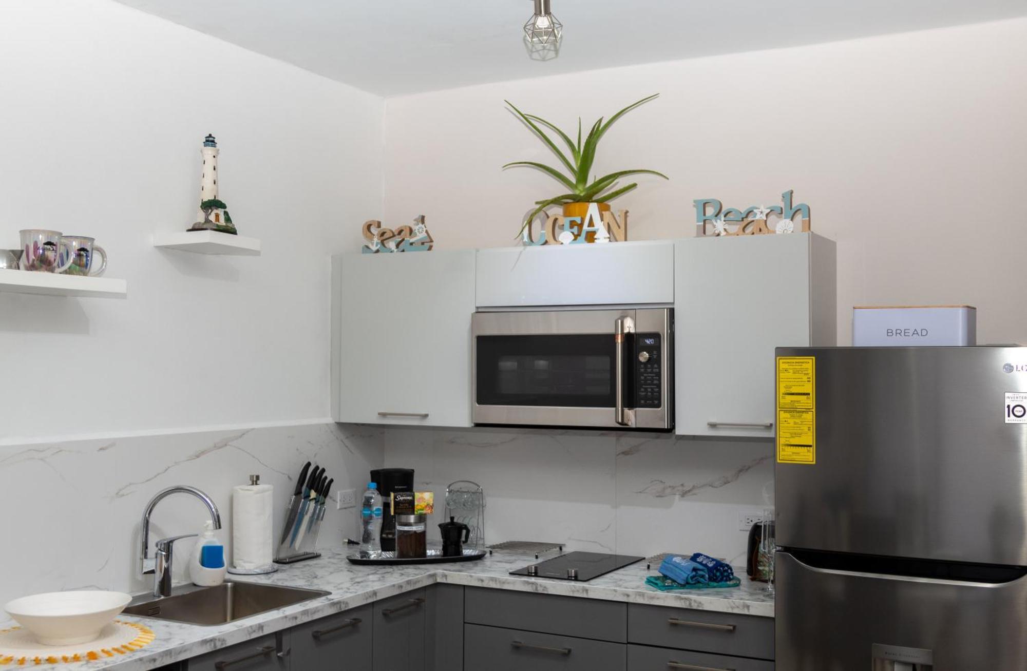 New! Cozy 1 Bedroom Condo- Gold Coast, Noord Aruba Palm Beach Eksteriør billede